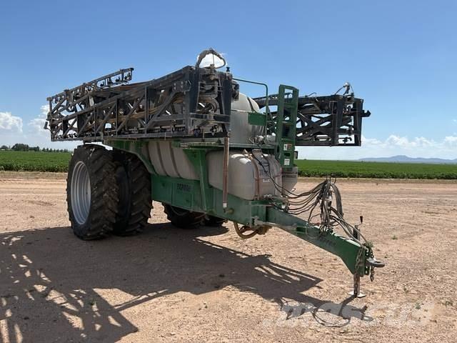 Top Air 2400 Prikabinami purkštuvai