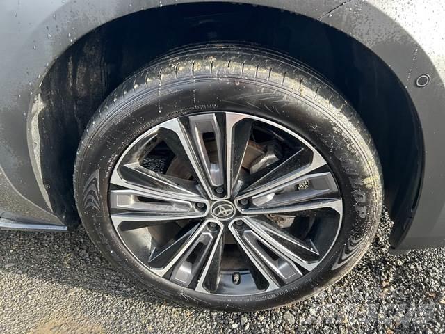 Toyota BZ4X Lengvieji automobiliai