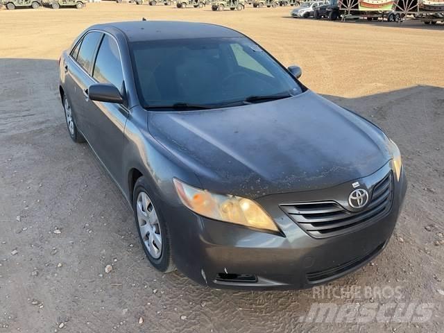 Toyota Camry Lengvieji automobiliai