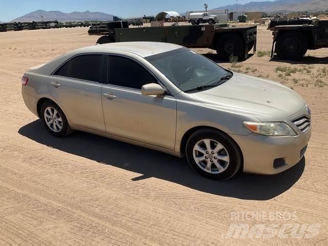 Toyota Camry Lengvieji automobiliai