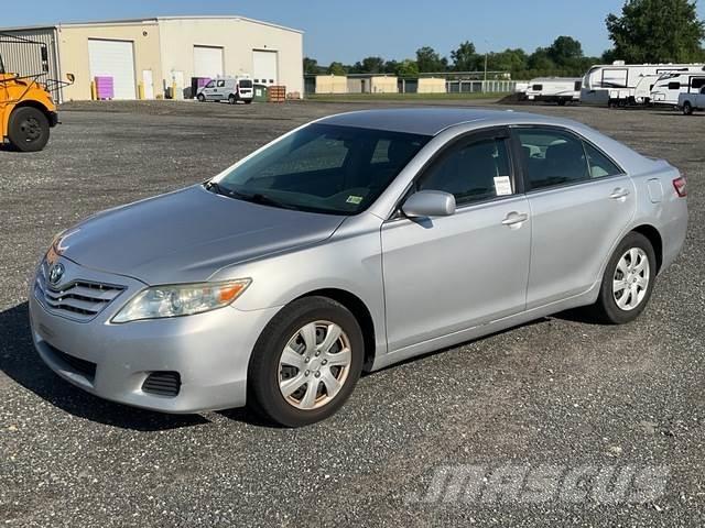 Toyota Camry Lengvieji automobiliai