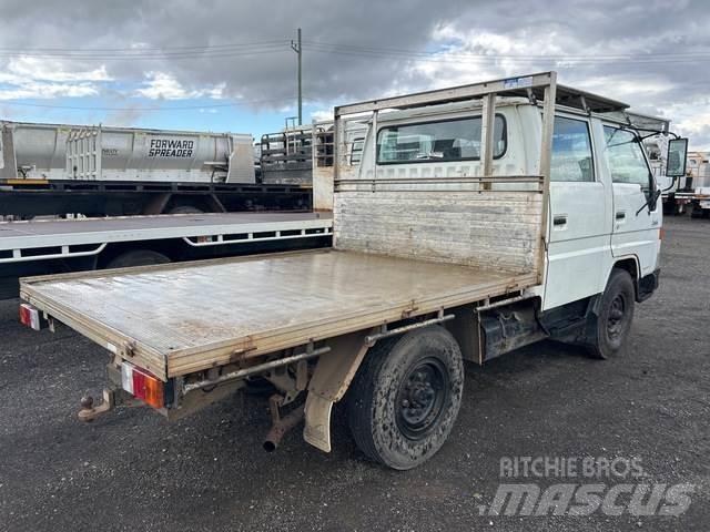 Toyota DYNA Platformos/ Pakrovimas iš šono