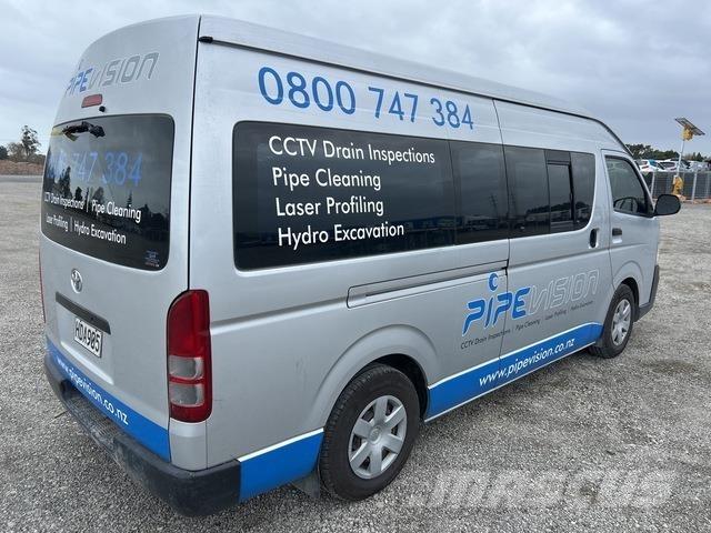 Toyota HiAce Krovininiai furgonai