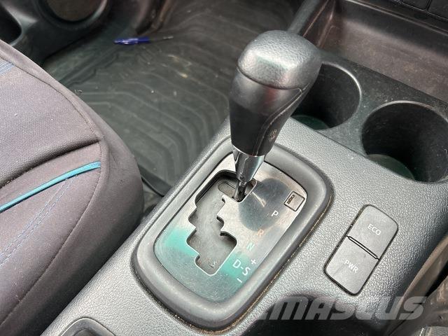 Toyota HiLux Kita