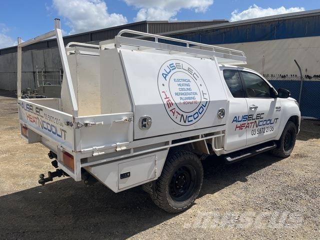 Toyota HiLux Kita
