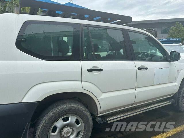 Toyota Prado Lengvieji automobiliai