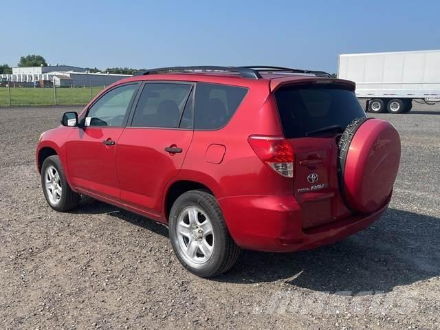 Toyota RAV4 Lengvieji automobiliai