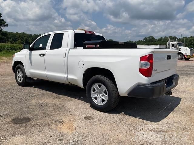 Toyota Tundra Kita