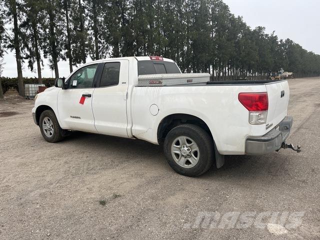 Toyota Tundra Kita