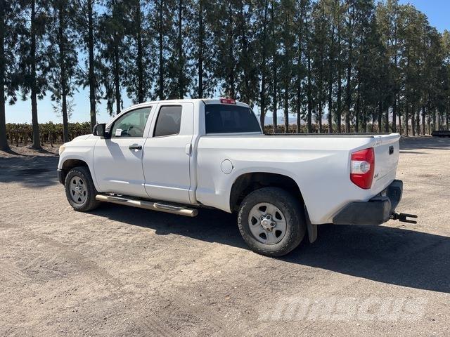 Toyota Tundra Kita
