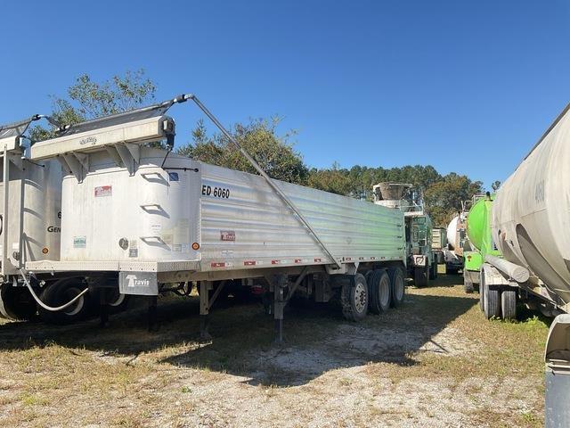 Travis  Savivartės priekabos