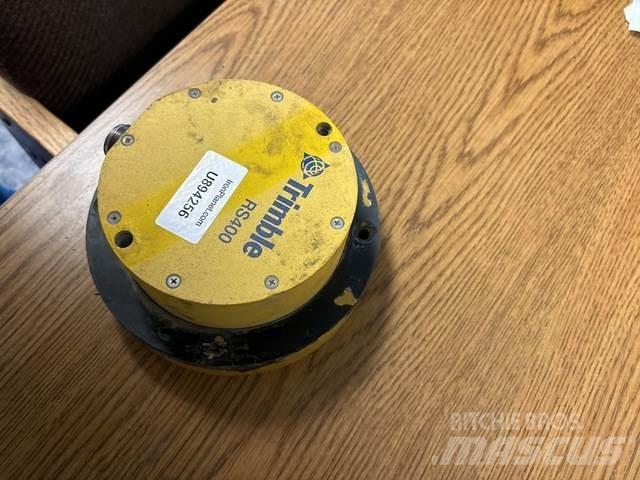Trimble RS400 Statyba - Kita