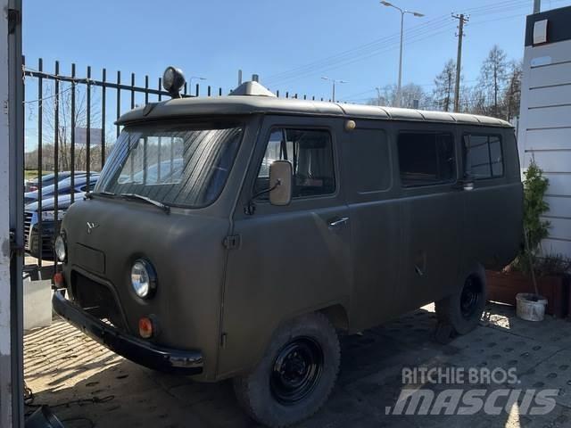  UAZ 452A3 Krovininiai furgonai