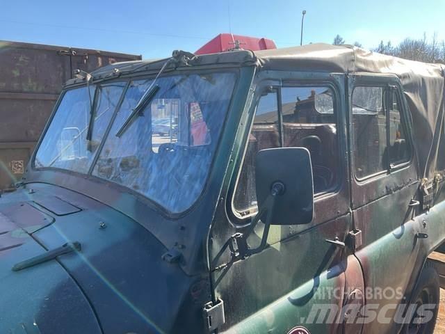  UAZ 469B Lengvieji automobiliai