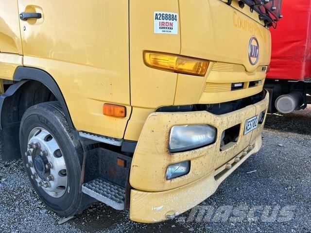 UD PK 17.280 Priekabos su tentu