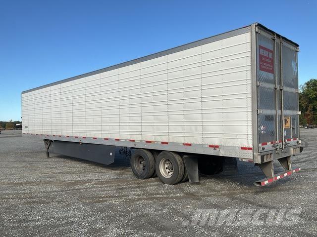 Utility VS2RA Puspriekabės su izoterminiu kėbulu