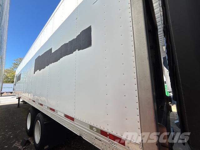 Utility VS2RA Puspriekabės su izoterminiu kėbulu