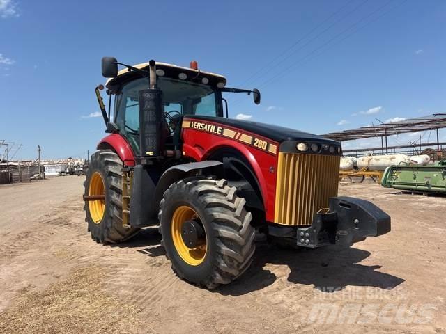 Versatile 260 Traktoriai