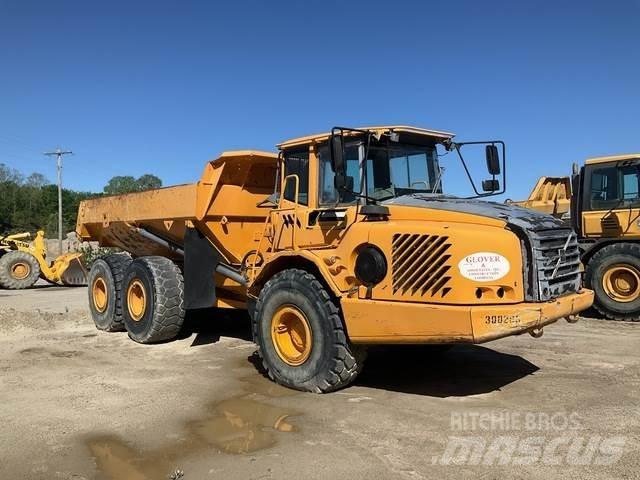 Volvo A25D Karjeriniai savivarčiai