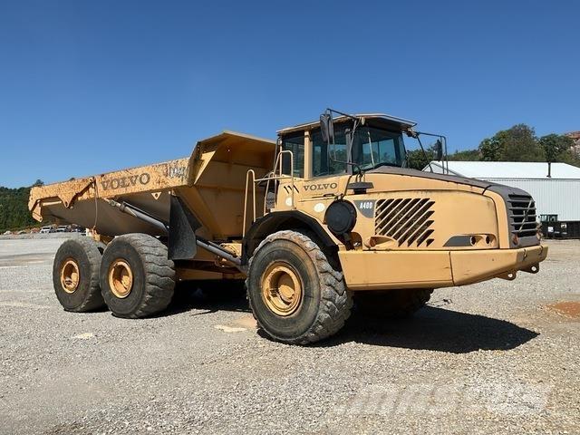 Volvo A40D Karjeriniai savivarčiai