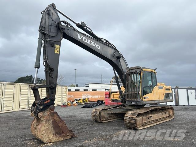 Volvo EC220DL Vikšriniai ekskavatoriai