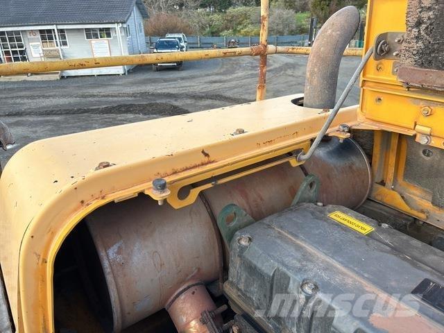 Volvo EC330CL Vikšriniai ekskavatoriai