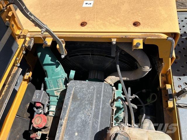 Volvo EC380DL Vikšriniai ekskavatoriai