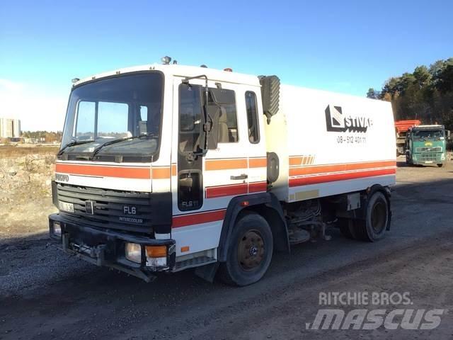 Volvo FL611 Šlavimo sunkvežimiai