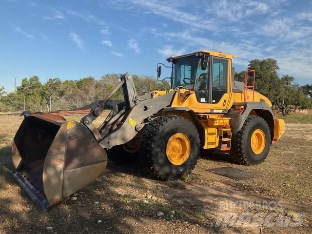 Volvo L120H Naudoti ratiniai krautuvai