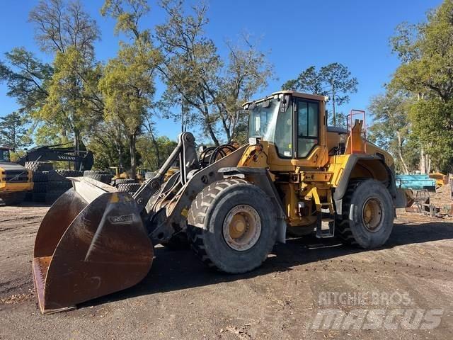 Volvo L150H Naudoti ratiniai krautuvai