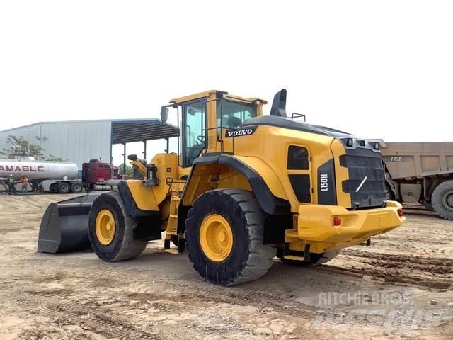 Volvo L150H Naudoti ratiniai krautuvai