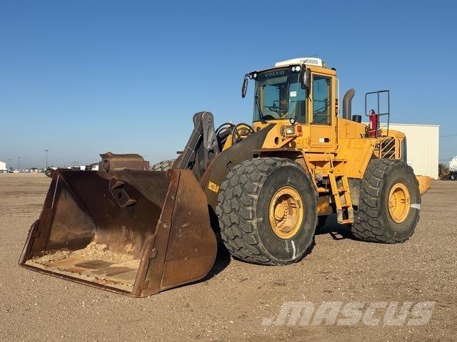 Volvo L220E Naudoti ratiniai krautuvai