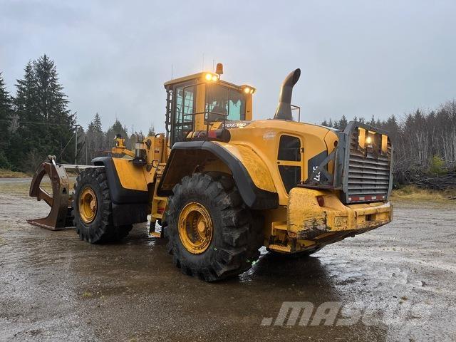 Volvo L220G Naudoti ratiniai krautuvai