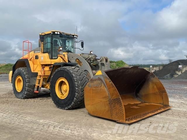 Volvo L260H Naudoti ratiniai krautuvai