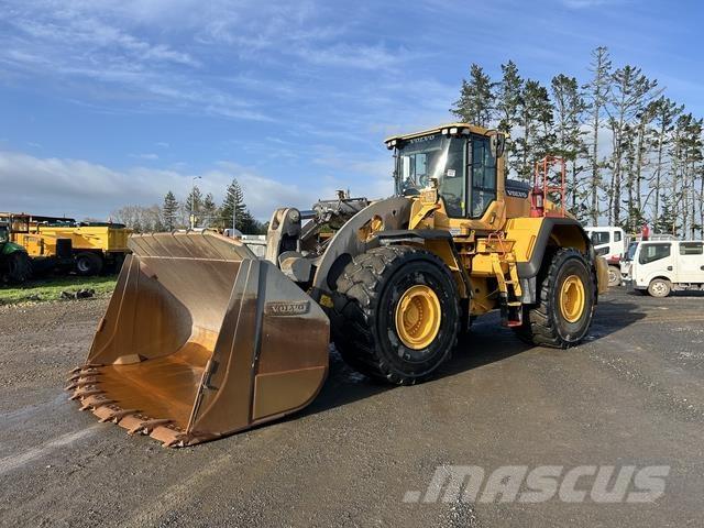 Volvo L260H Naudoti ratiniai krautuvai