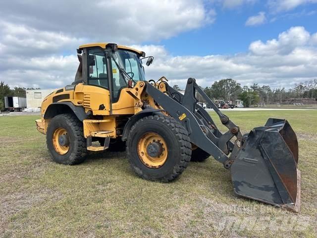 Volvo L50G Naudoti ratiniai krautuvai