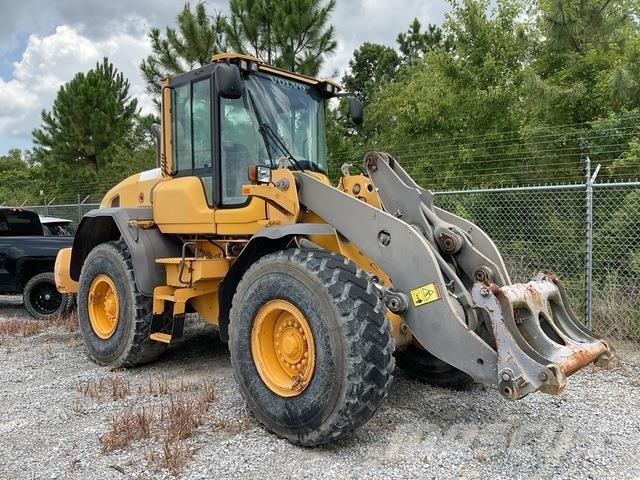 Volvo L90G Naudoti ratiniai krautuvai