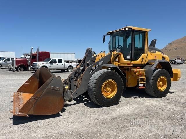 Volvo L90H Naudoti ratiniai krautuvai