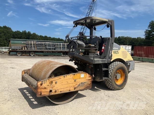 Volvo SD70D Vieno būgno volai