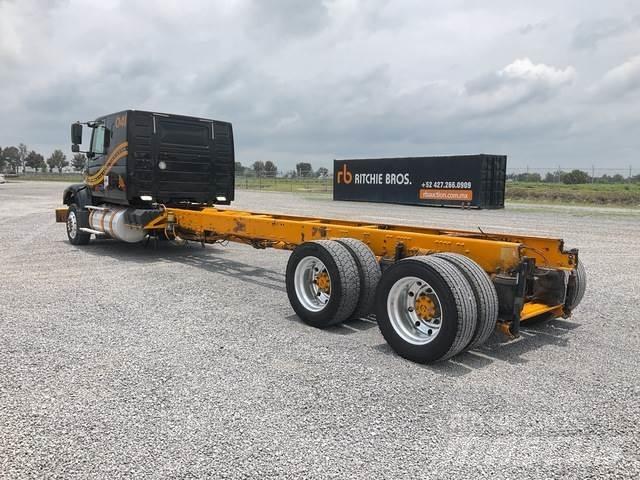 Volvo VHD64F Kabinos ir salonai