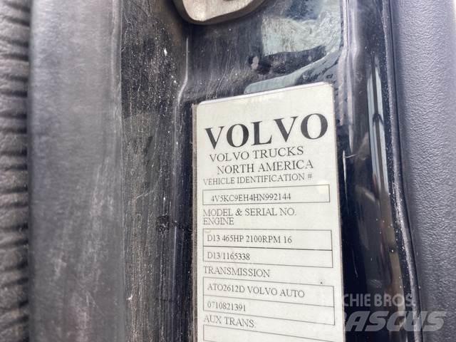Volvo VHD64F Kabinos ir salonai