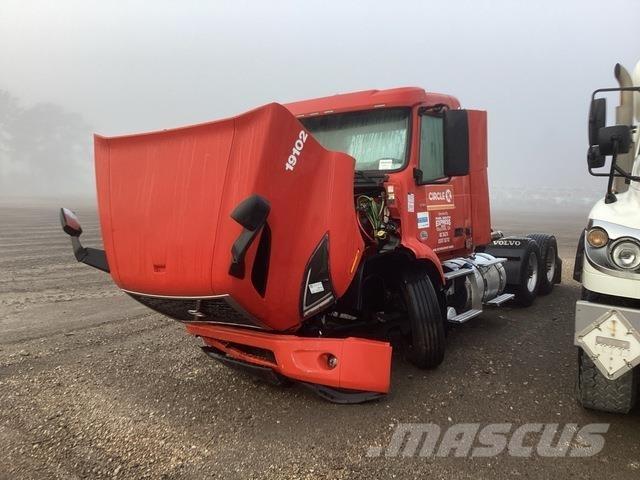 Volvo VNL Naudoti vilkikai