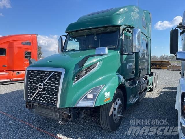 Volvo VNL Naudoti vilkikai