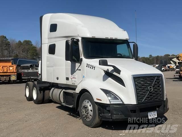 Volvo VNL Naudoti vilkikai