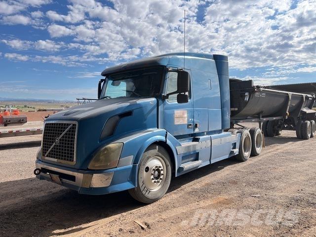 Volvo VNL Naudoti vilkikai