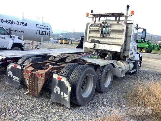 Volvo VNL Naudoti vilkikai