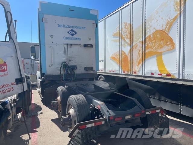 Volvo VNL Naudoti vilkikai