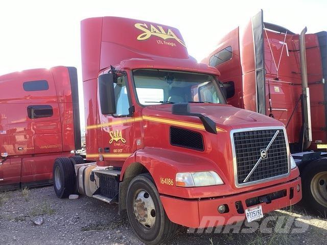 Volvo VNM Naudoti vilkikai