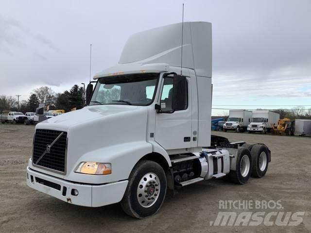Volvo VNM Naudoti vilkikai