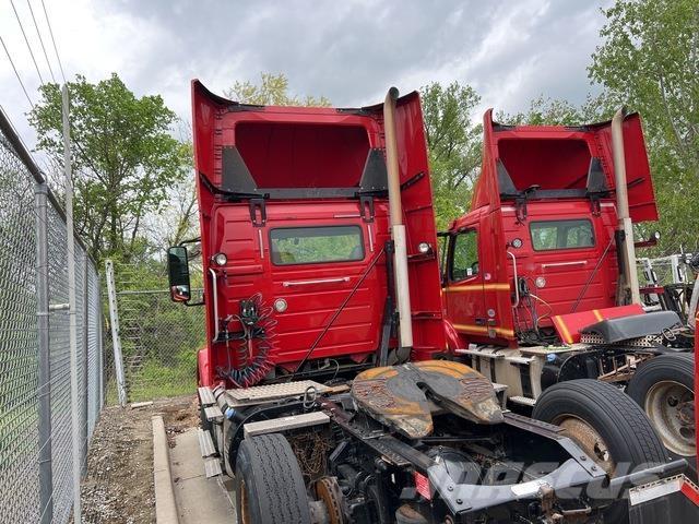 Volvo VNM Naudoti vilkikai